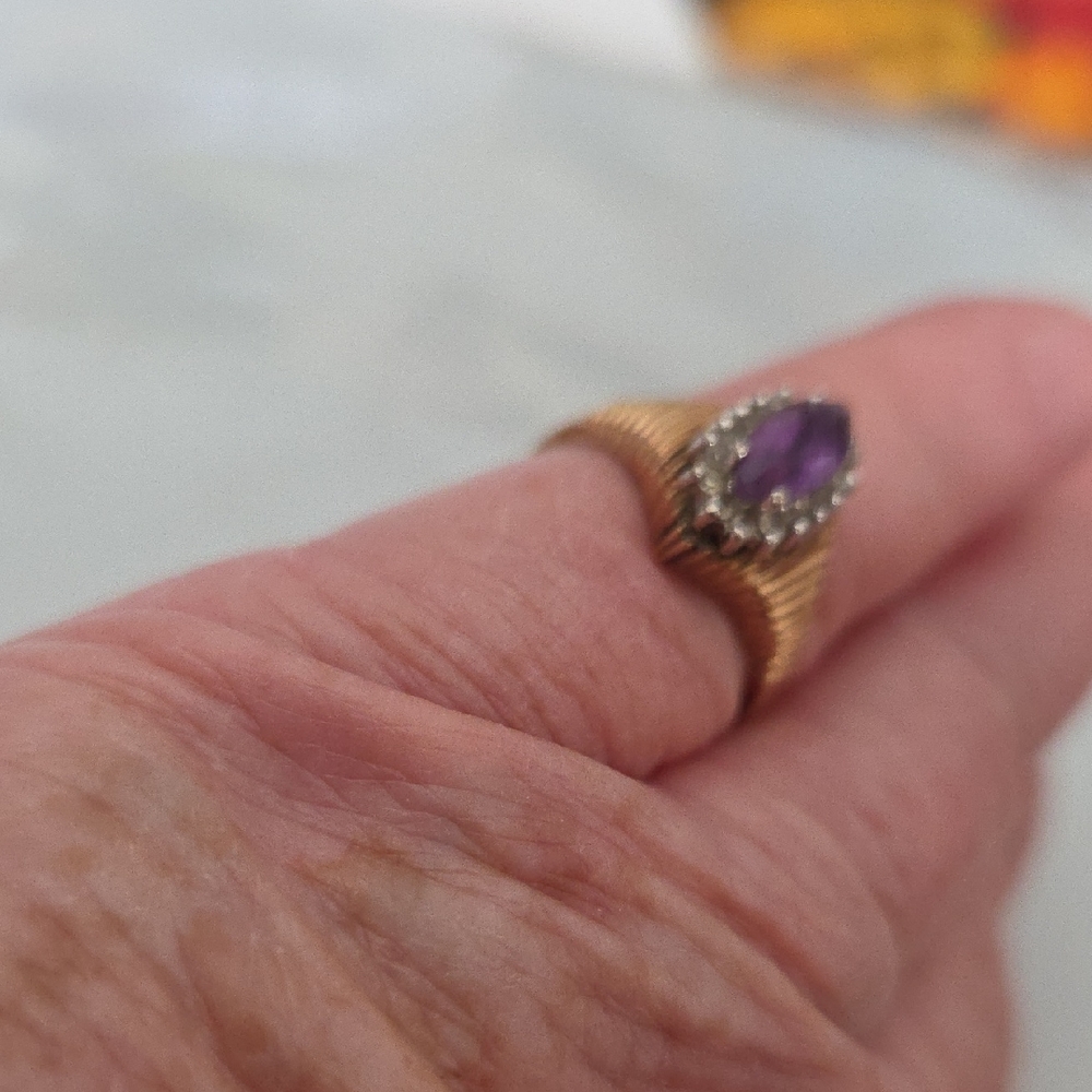 Elegant Amethyst And Diamond 10K Gold Women's Ring